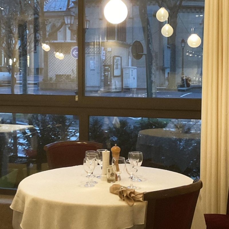 L'Auberge Des Trois Marches - Restaurant Le Vésinet - bien manger LE VESINET